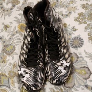 Mens Under Armour Highlight football cleats 10.5